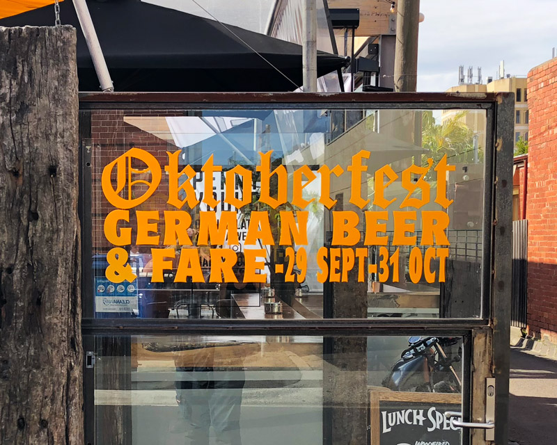 Pub Vinyl Lettering
